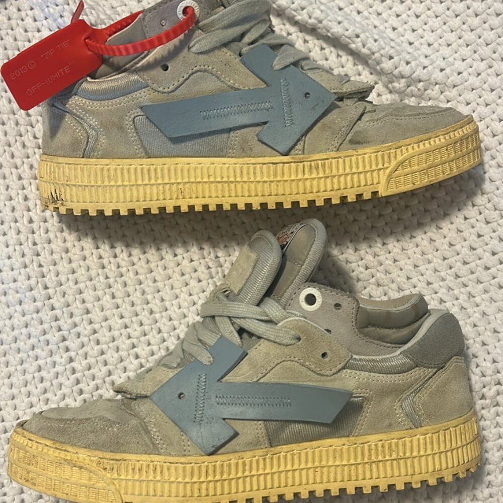 Off-White Wmns 3.0 Low 'Light Grey'.